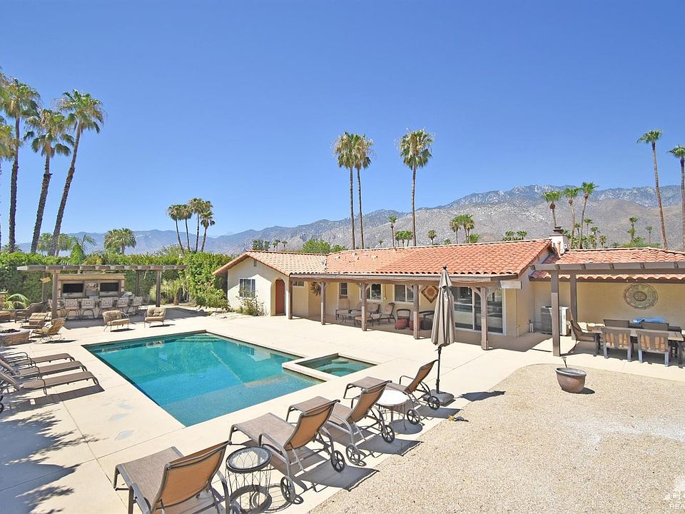 1st image of 950 N Cerritos Dr