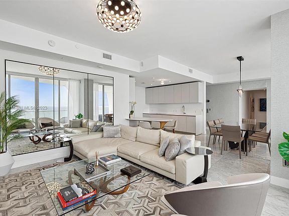 5th image of 16901 Collins Ave #1902