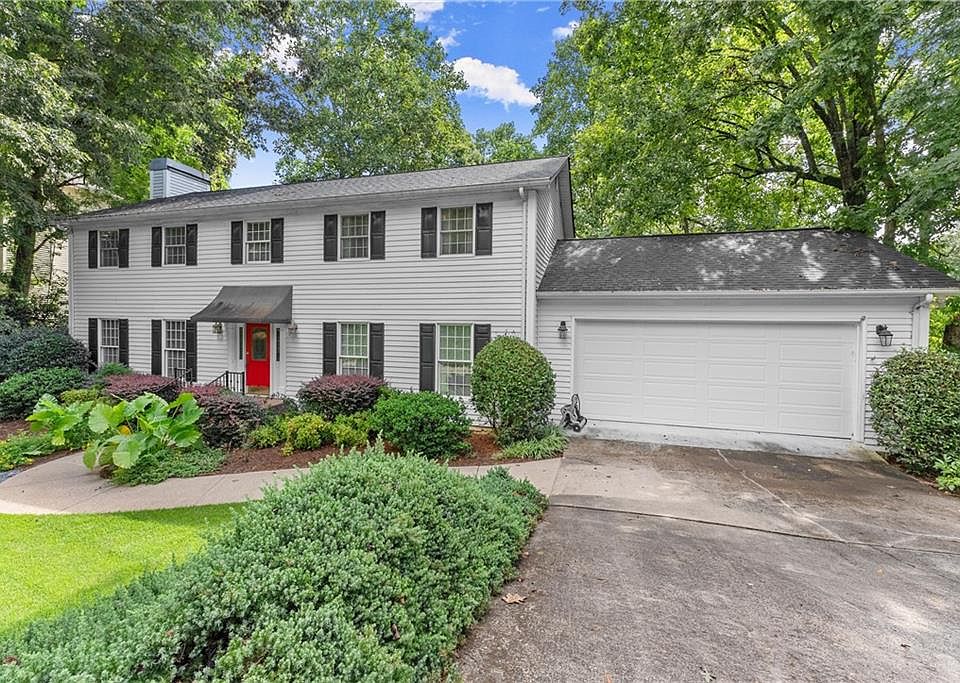 1st image of 2533 Bridgewater Dr