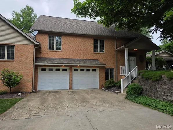 302 Lorean St, Troy, IL 62294