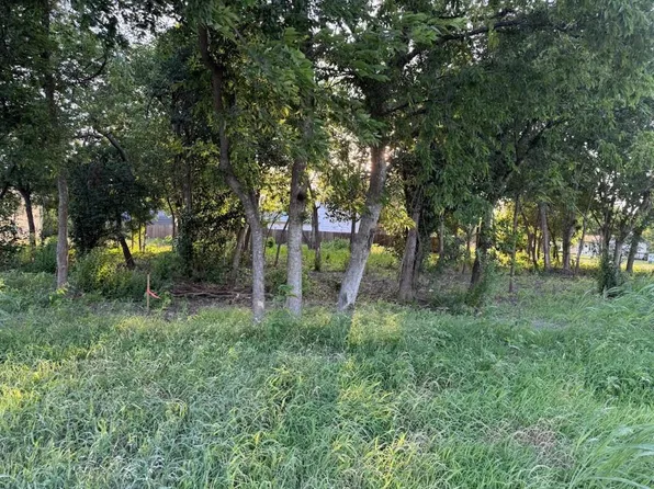133 W Allen St, Bartlett, TX 76511