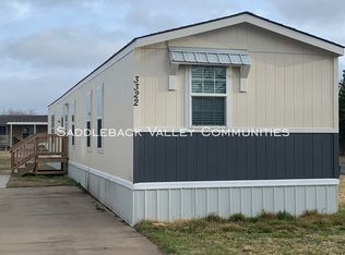 3322 Cedar Creek Dr, Salina, KS 67401