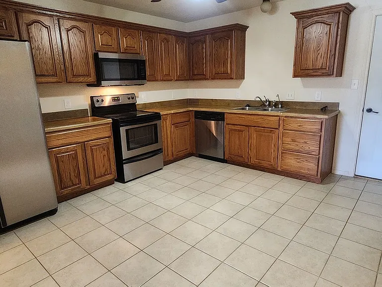2010 S Clover Ln — Photo 20