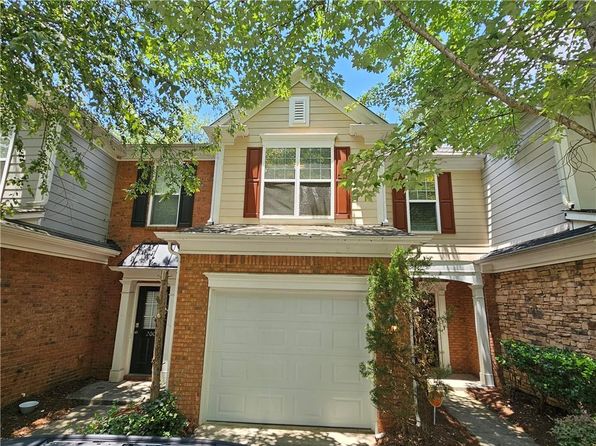1999 Hailston Dr