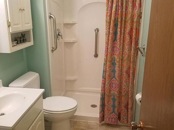 5th image of 1009 Elmwood Ave