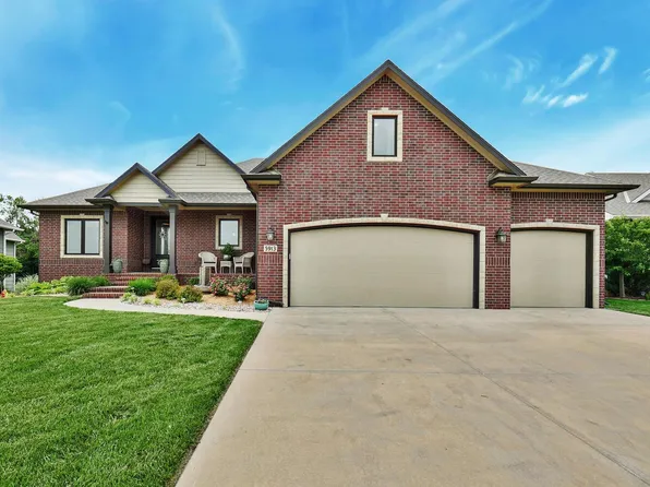 5913 E Wildfire St, Bel Aire, KS 67220