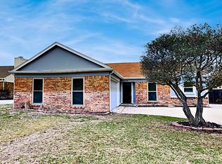 105 Ripplewood Dr, Mesquite, TX 75150