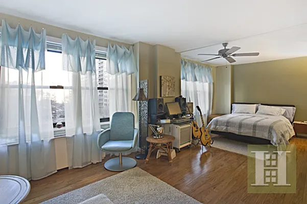 Sold by Halstead Real Estate | media 8