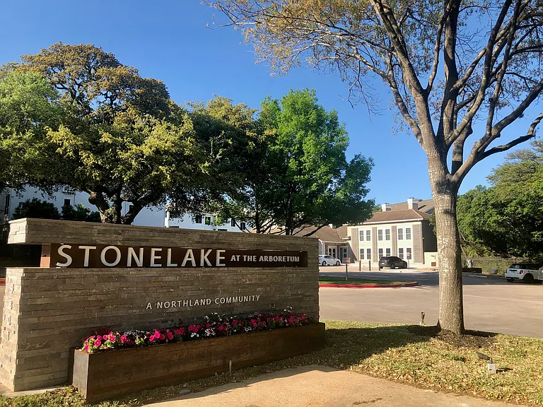 Welcome to Stonelake at the Arboretum!