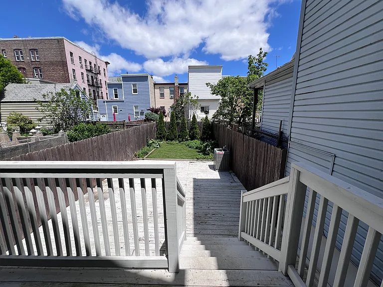 316 2nd St #B — Photo 10