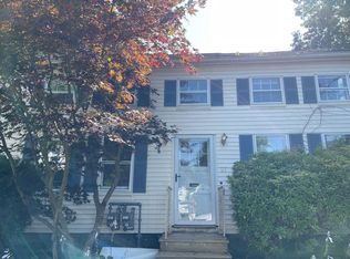 84 4th St #2, Norwich, CT 06360