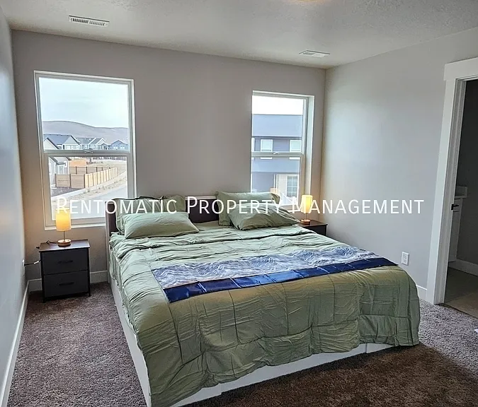 6935 Woods Rose Dr — Photo 16