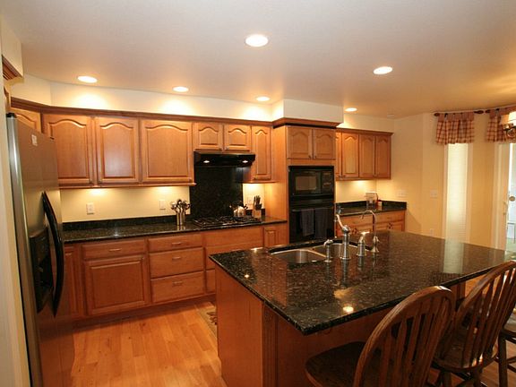 5th image of 8906 Northland Ln SE