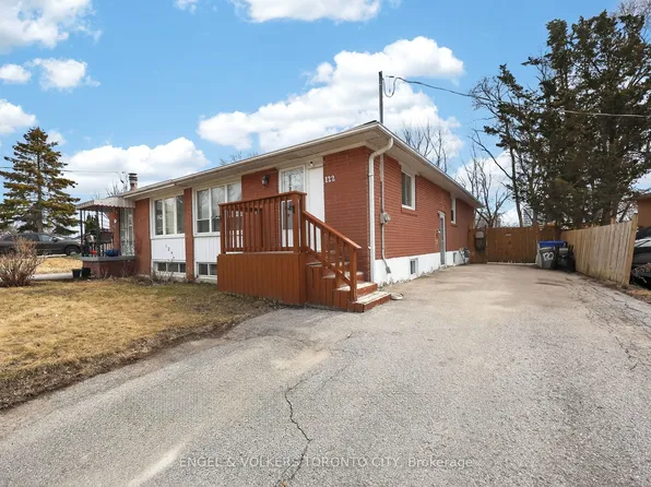 122 Septonne Ave, Newmarket, ON L3Y 2W3