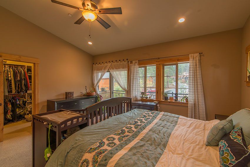 2nd image of 10121 Palisades Dr Unit 1