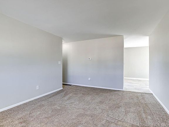 4th image of 5032 Coulson Dr