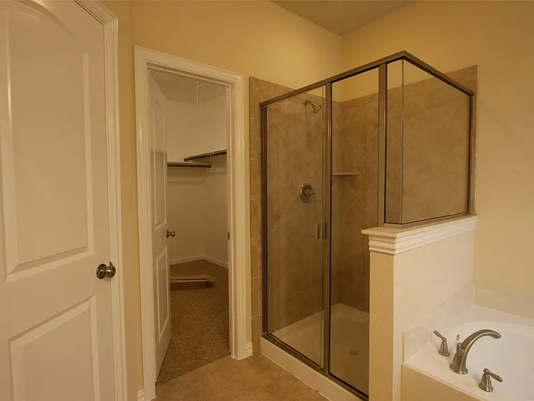 7825 Fox Horn Dr — Photo 13