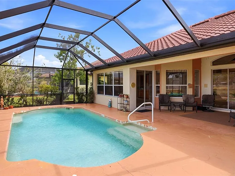 2499 Silver Palm Rd — Photo 28