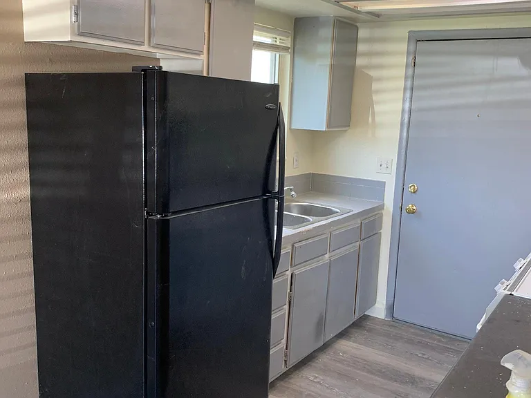 601 SE 6th Ave #601 — Photo 4