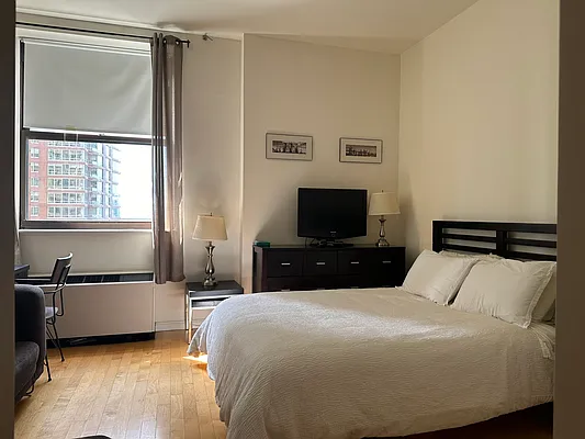 Rented by Oxford Property Group | media 18