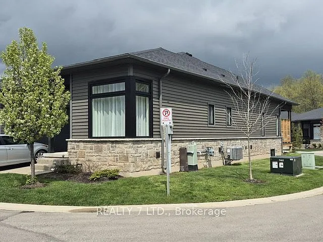 9150 Willoughby Dr #40 — Photo 42