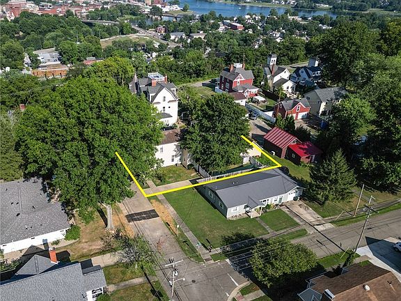 3rd image of 101 High St