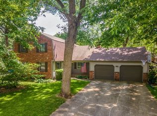 515 Greenlee Dr, Indianapolis, IN