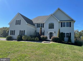 13 Bradford Ln, Swedesboro, NJ 08085
