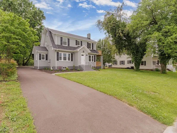 852 Roanoke Blvd, Salem, VA 24153