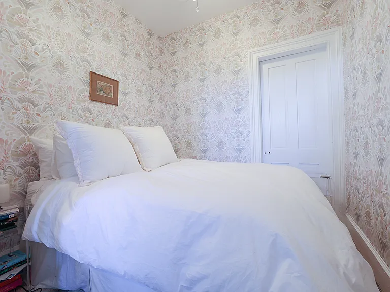 152 N 8th St #3 — Photo 5