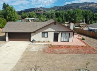 30001 Caddy Ln, Tehachapi, CA 93561