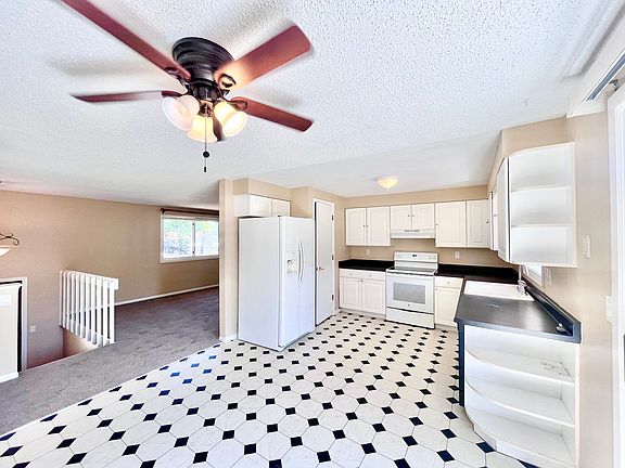 5th image of 1209 S Del Norte Dr