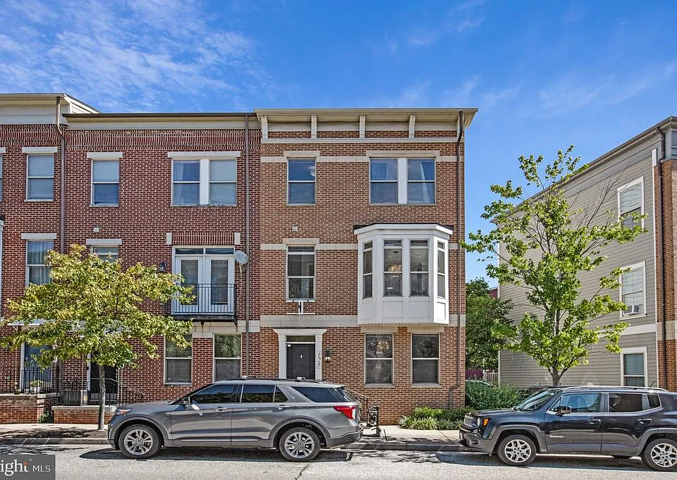125 S High St #108