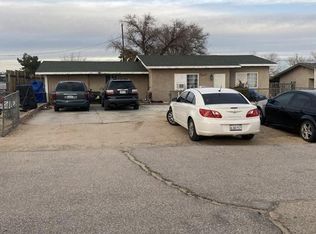 15908 Pine St, Hesperia, CA 92345