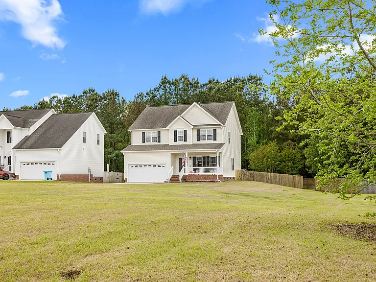 210 Dartmoor Trl — Photo 2