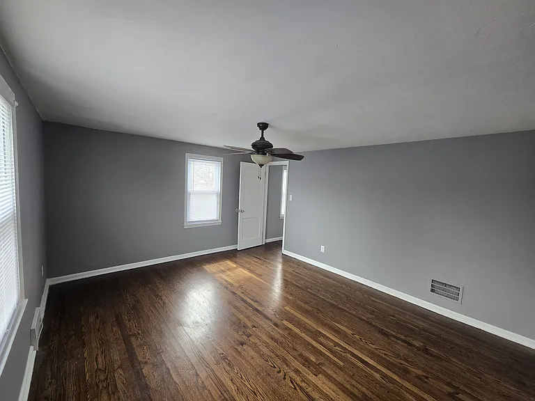 19605 Ryan Rd — Photo 14
