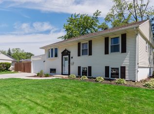 440 Mark Ave, Glendale Heights, IL