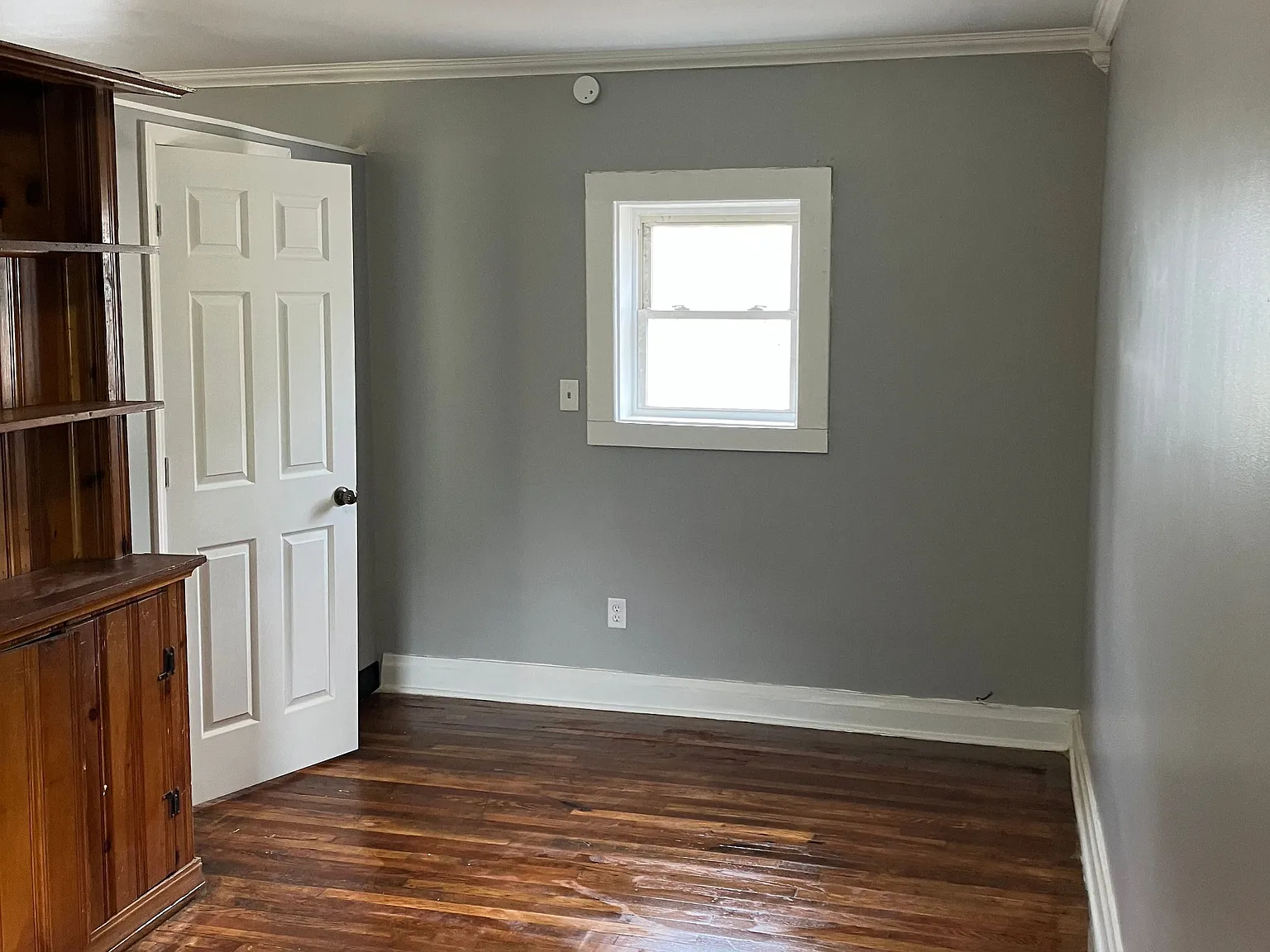 1 bed, 1.0 bath, $880 — Photo 1