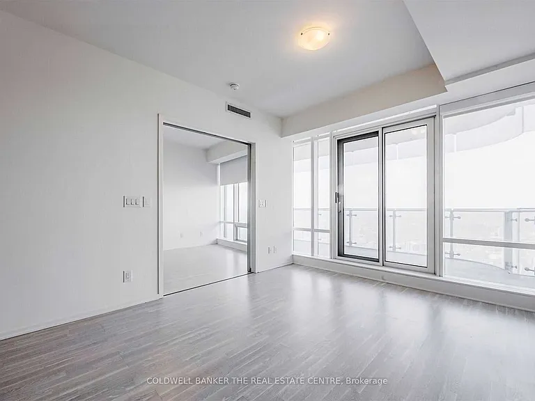 1 Bloor St E #7 — Photo 9