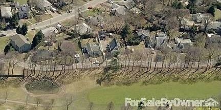 1st image of 13 Hill Dr