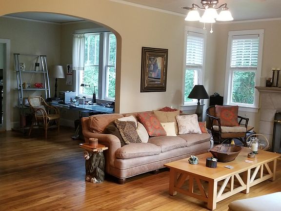 3rd image of 2215 Camden Ave