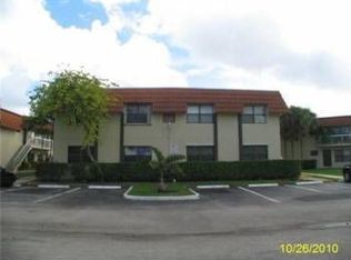 405 NW 100th Pl, Pembroke Pines, FL 33024