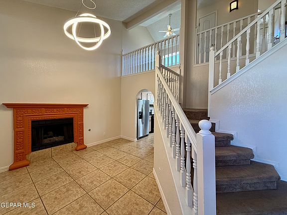 3rd image of 7404 Luz De Lumbre Ave