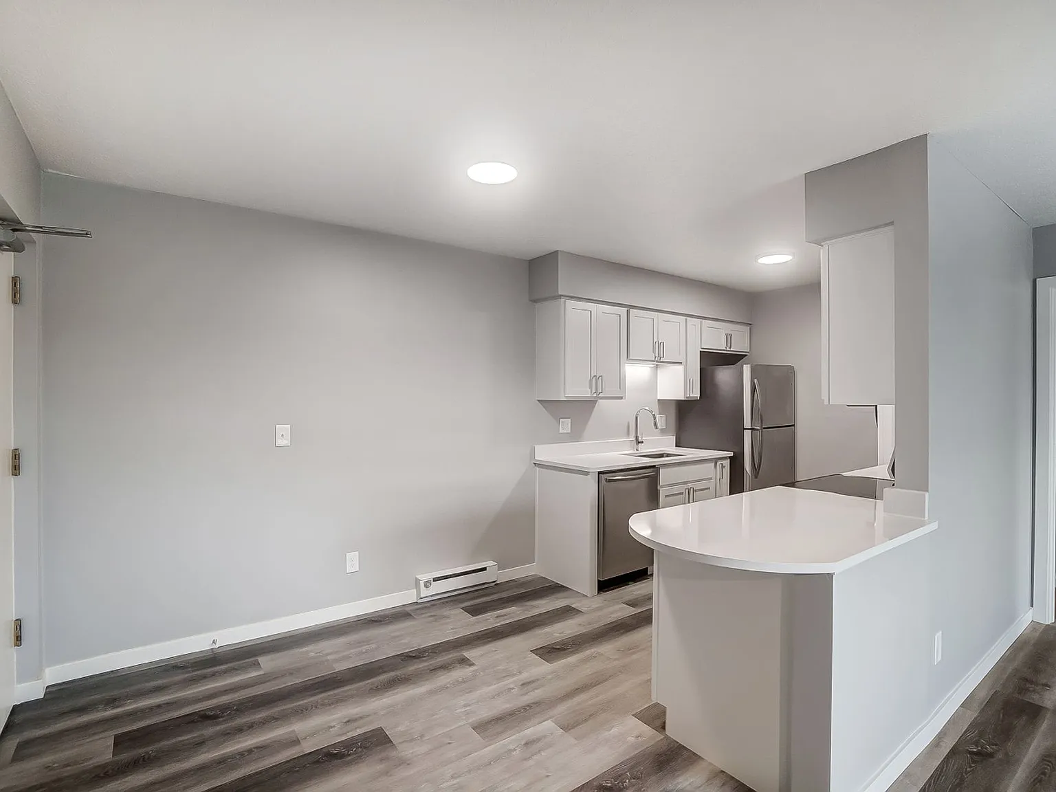 Chardon Place Apartments and Townhomes — Photo 1