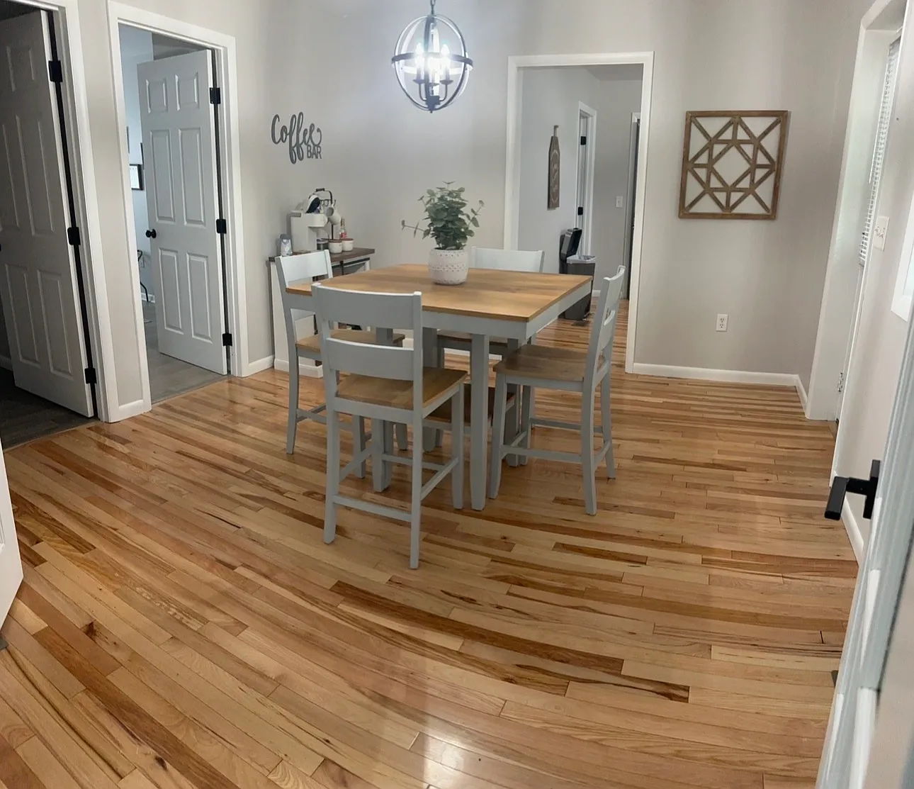 12 Lexington Ave — Photo 1