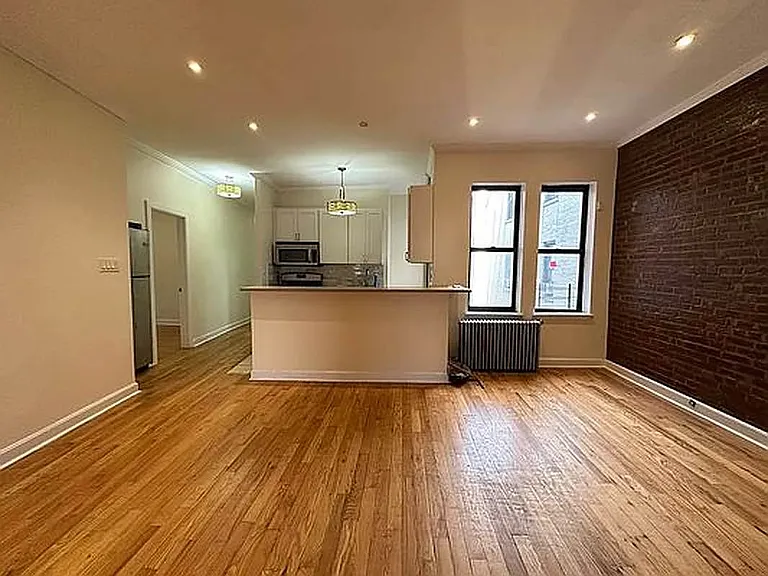 382 Wadsworth Ave #4B — Photo 4