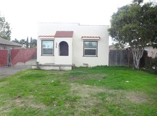 236 Elm St, Santa Paula, CA 93060