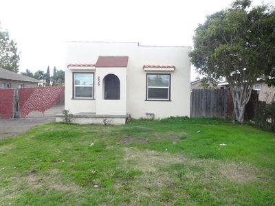 236 Elm St, Santa Paula, CA, 93060