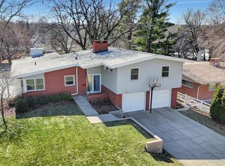 4541 Meadow Ln, Lincoln, NE 68506