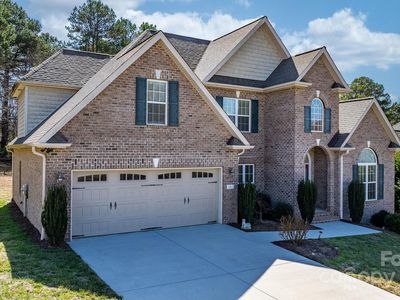3815 10th St NE, Hickory, NC, 28601